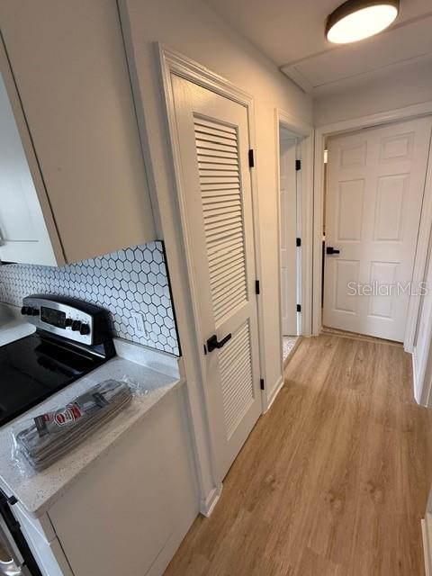 2312 Southwest Fort King Street Ocala, FL 34471 - Photo 4 of 17 a view of a livingroom with wooden floor