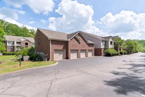 $324,900 | 6820 Highway 70 South, Unit 403, Nashville, TN 37221