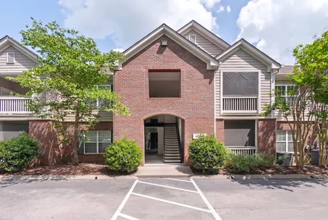 $324,900 | 6820 Highway 70 South, Unit 403, Nashville, TN 37221