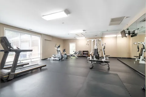 $324,900 | 6820 Highway 70 South, Unit 403, Nashville, TN 37221
