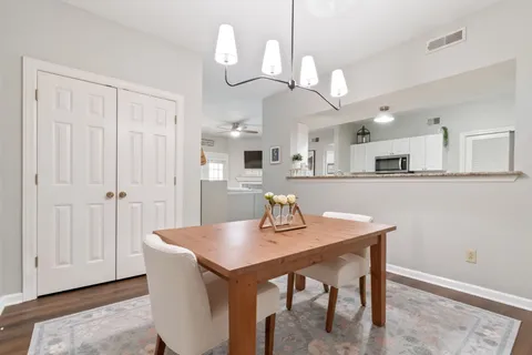 $324,900 | 6820 Highway 70 South, Unit 403, Nashville, TN 37221