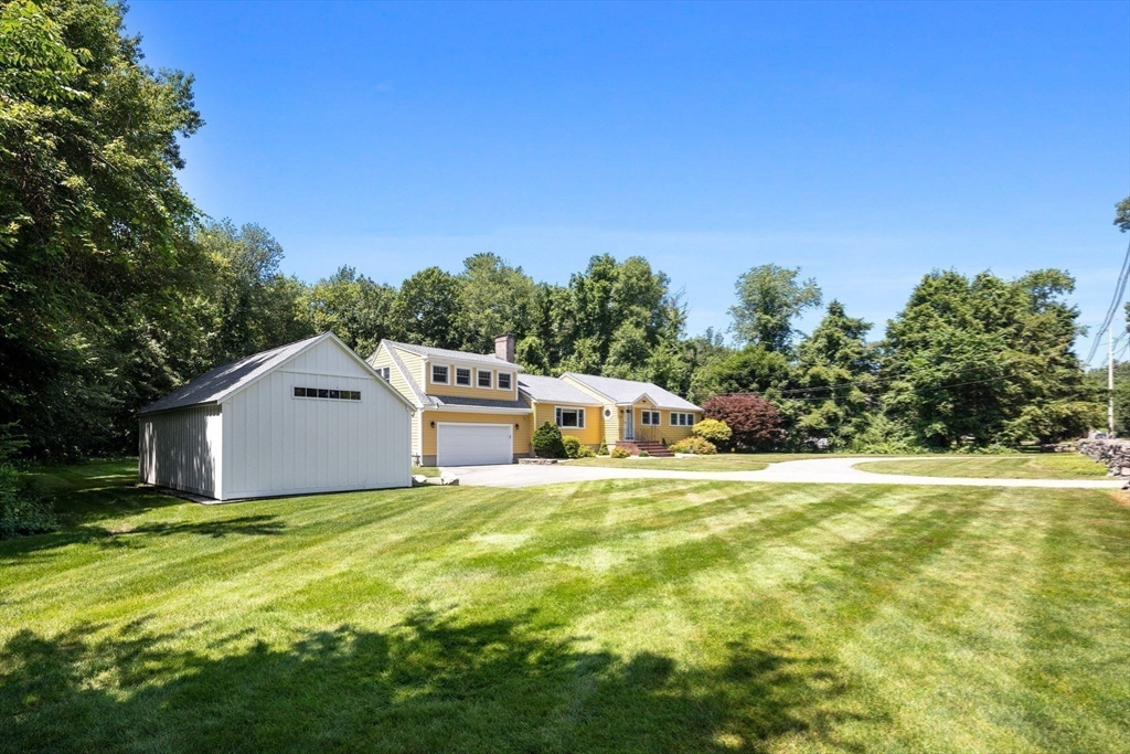 61 Topsfield Road Wenham, MA 01984 - Photo 26 of 38 Gallery Image 26