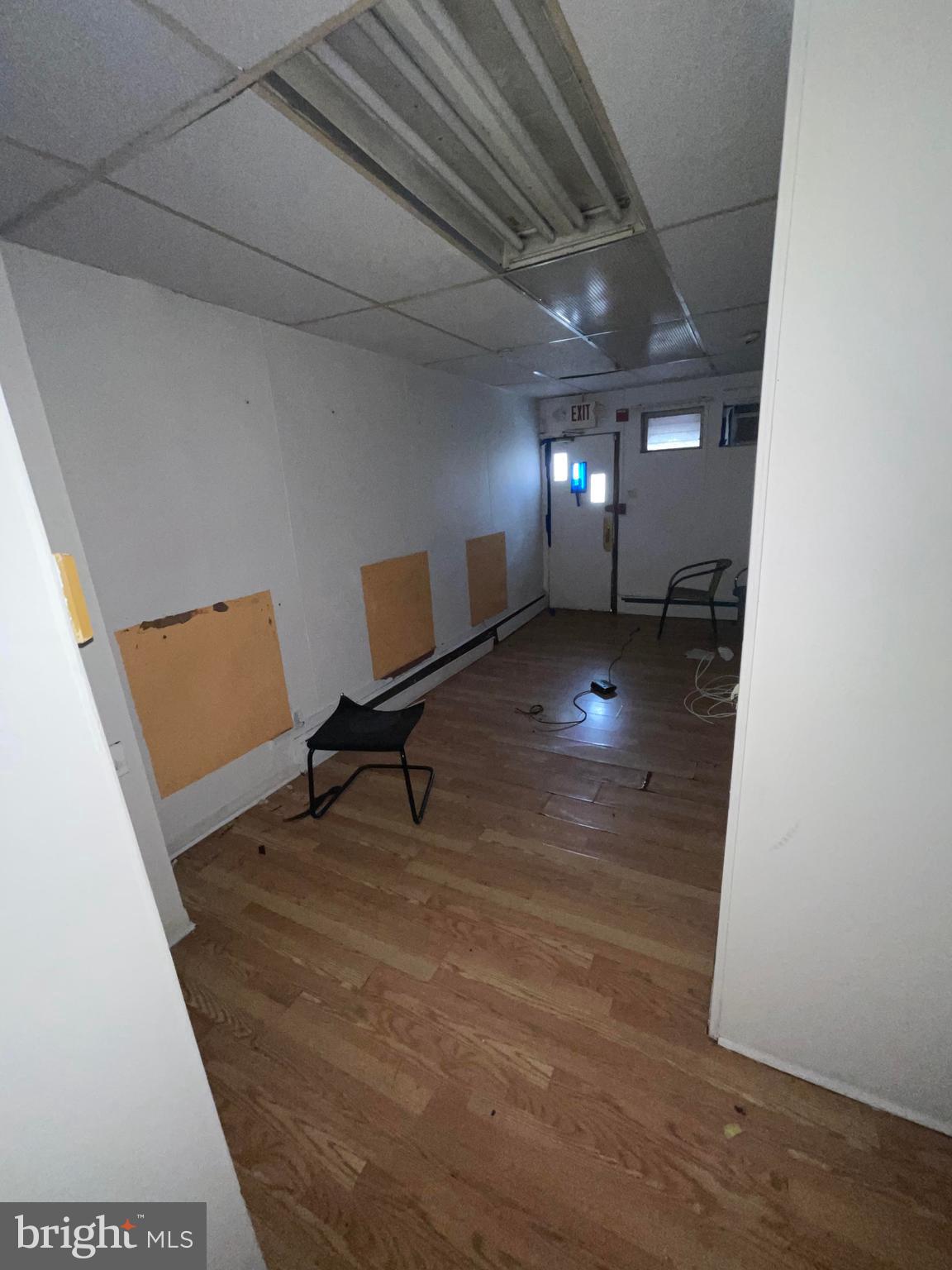 440 Long Lane Upper Darby, PA 19082 - Photo 2 of 7