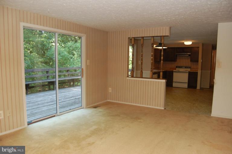 7580 Vogels Way Springfield, VA 22153 - Photo 13 of 23 Family Room