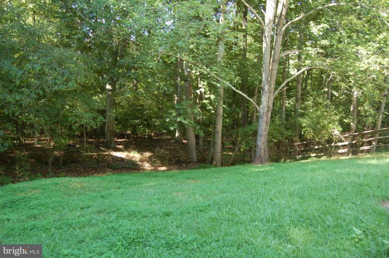 7580 Vogels Way Springfield, VA 22153 - Photo 15 of 23 Exterior (Rear)