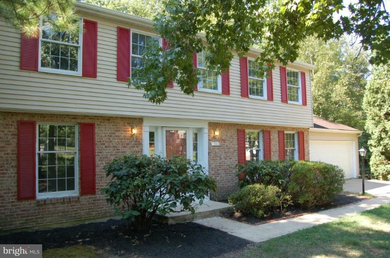 7580 Vogels Way Springfield, VA 22153 - Photo 6 of 23 Exterior (Front)