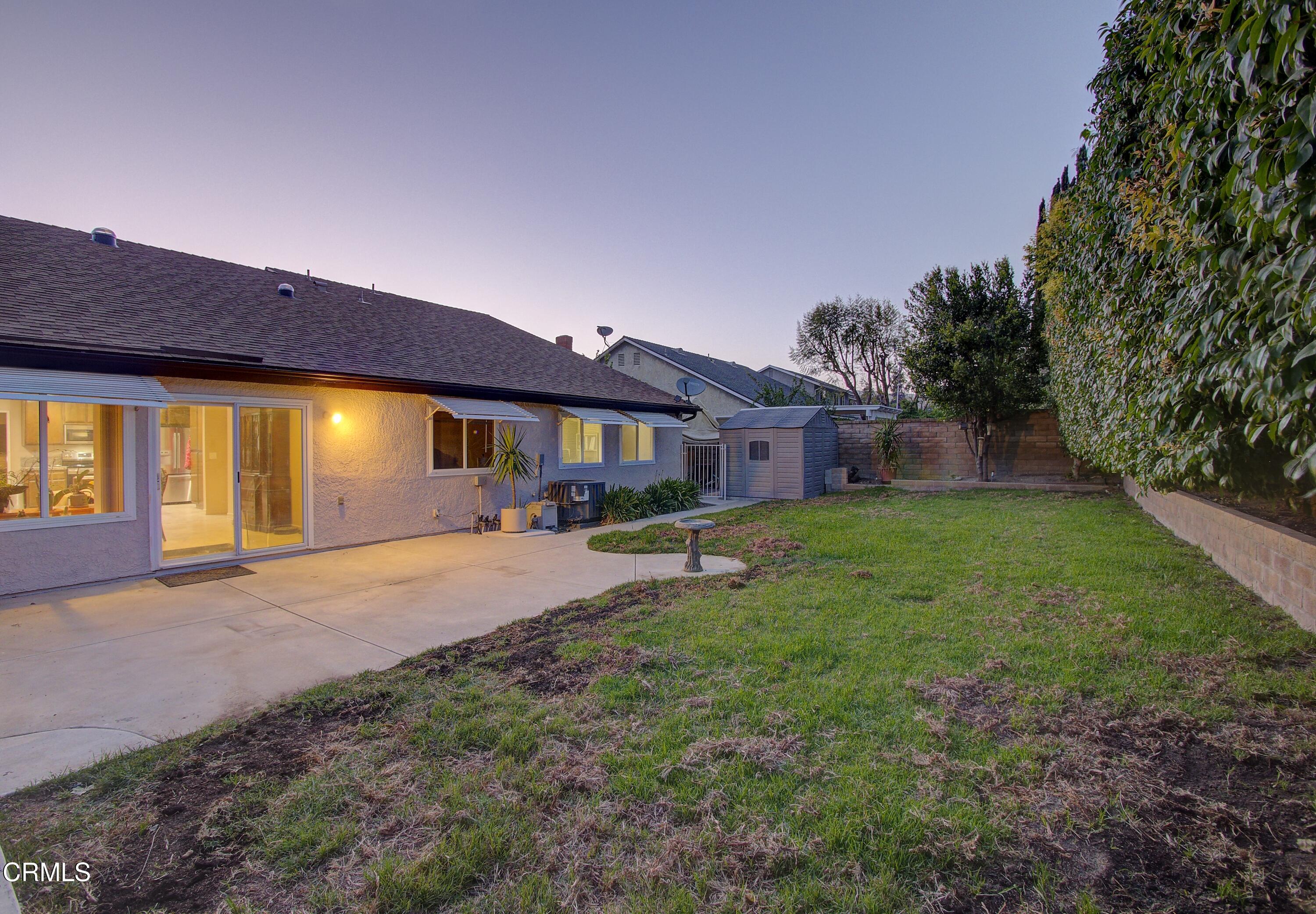 2606 Wheatfield Circle Simi Valley, CA 93063 - Photo 35 of 60 a house with swimming pool in front of it