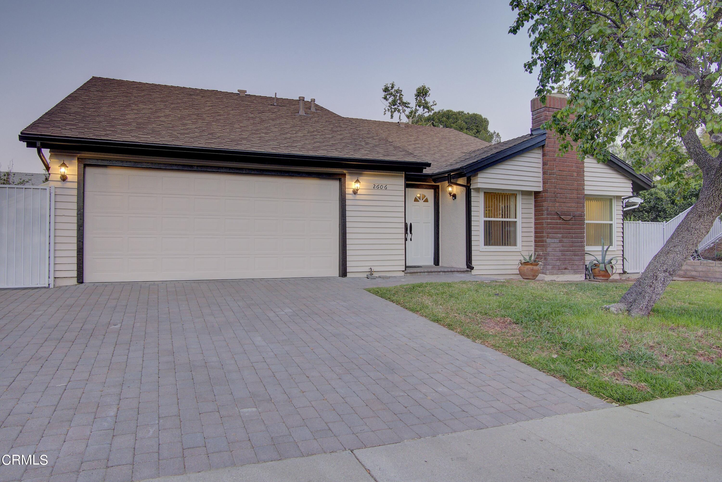 2606 Wheatfield Circle Simi Valley, CA 93063 - Photo 5 of 60 P3680380_1_2_3_4_5_6Interior01