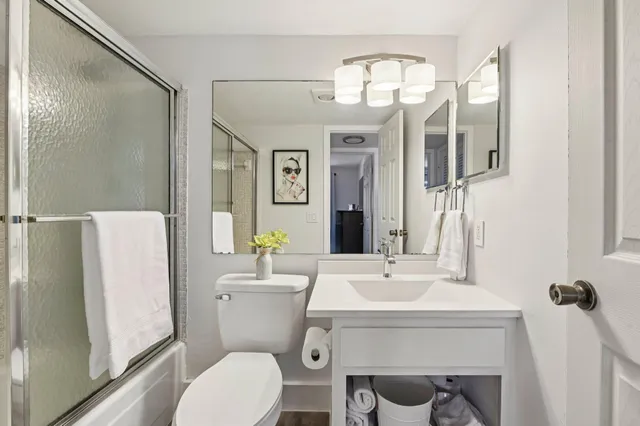 $399,900 | 1461 South Ocean Boulevard, Unit 204, Lauderdale-by-the-Sea, FL 33062