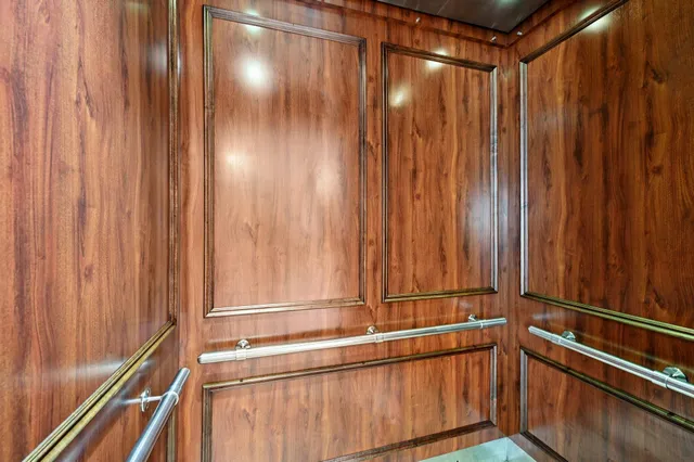 $399,900 | 1461 South Ocean Boulevard, Unit 204, Lauderdale-by-the-Sea, FL 33062