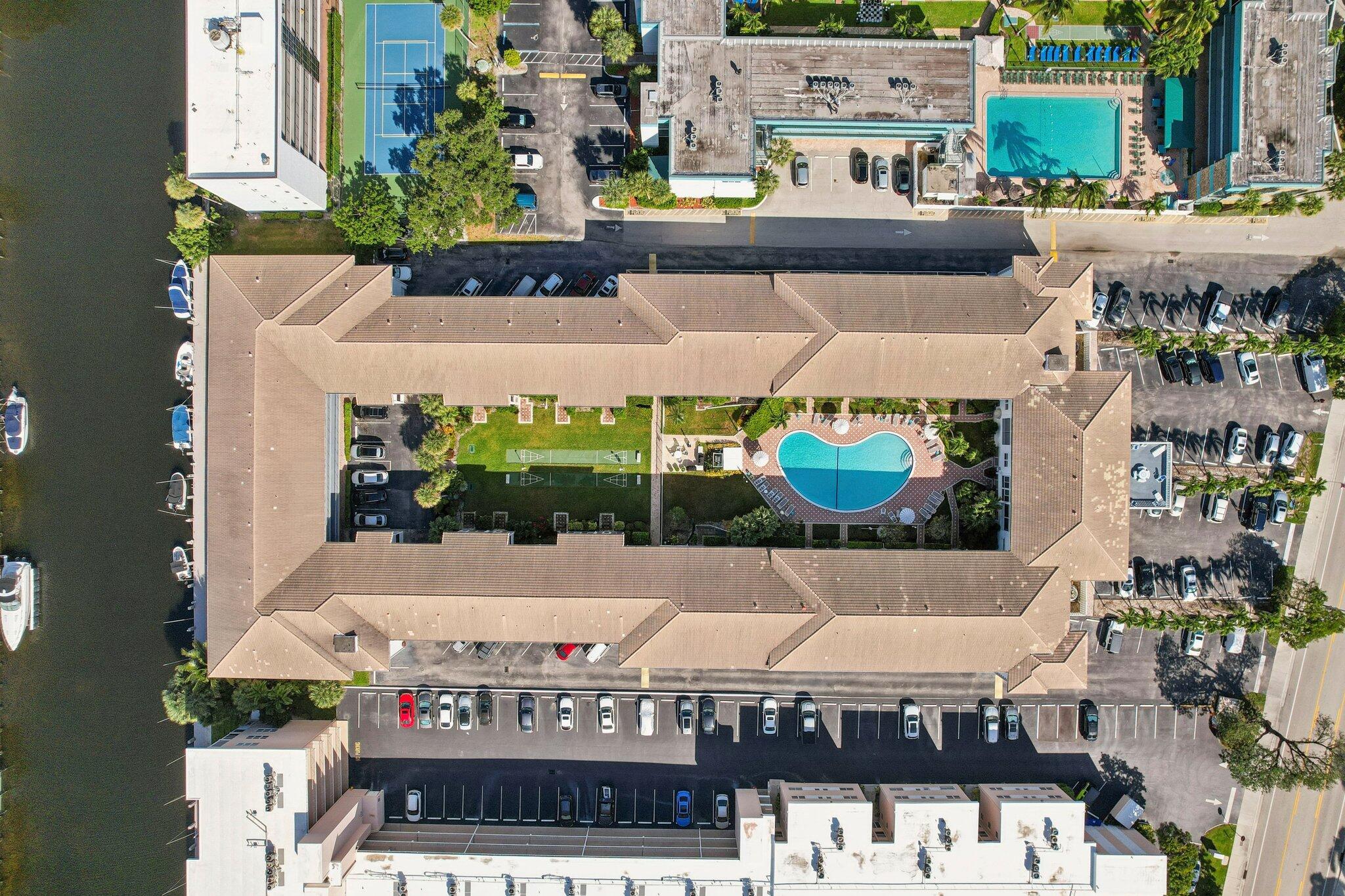 1461 South Ocean Boulevard, Unit 204 Lauderdale-by-the-Sea, FL 33062 - Photo 5 of 84 55-web-or-mls-S Ocean Blvd-S1211-1-011