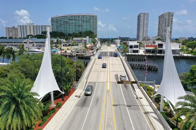 $399,900 | 1461 South Ocean Boulevard, Unit 204, Lauderdale-by-the-Sea, FL 33062