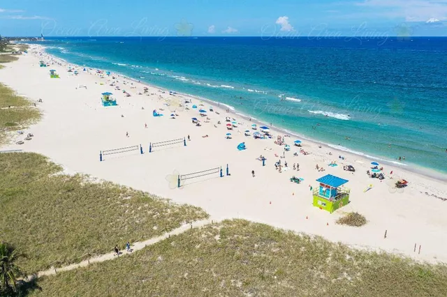 $399,900 | 1461 South Ocean Boulevard, Unit 204, Lauderdale-by-the-Sea, FL 33062