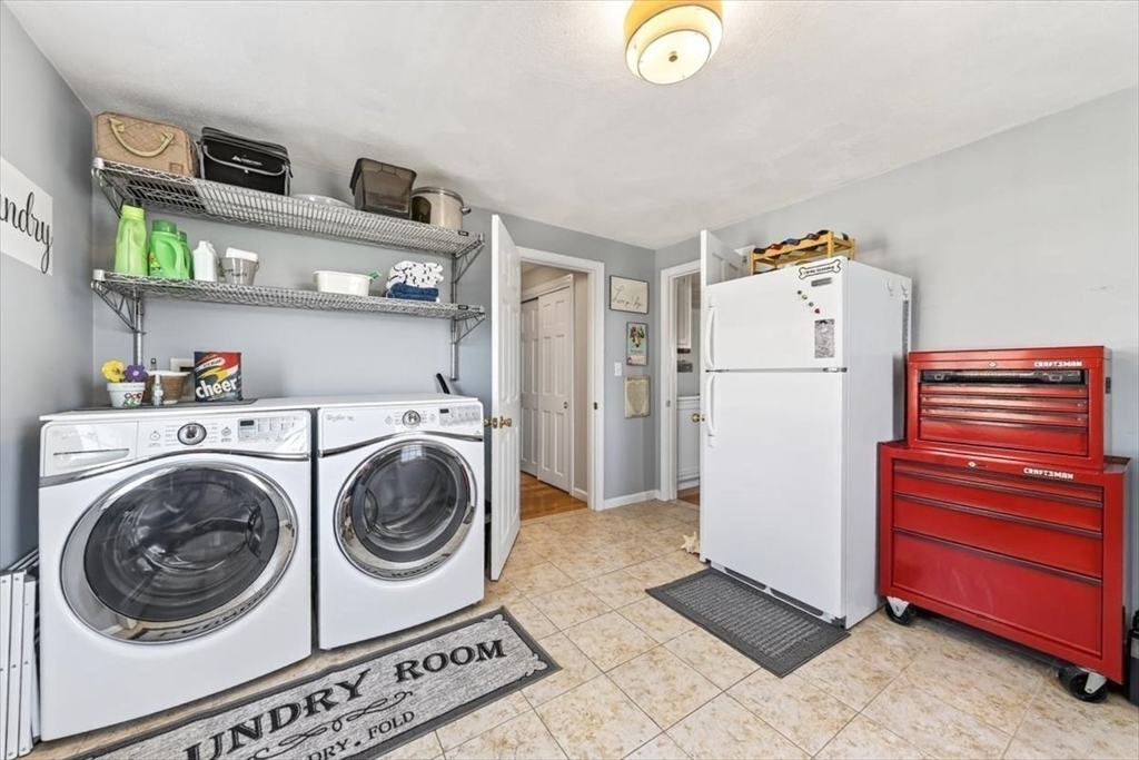 76 Surfside Road Scituate, MA 02066 - Photo 13 of 42