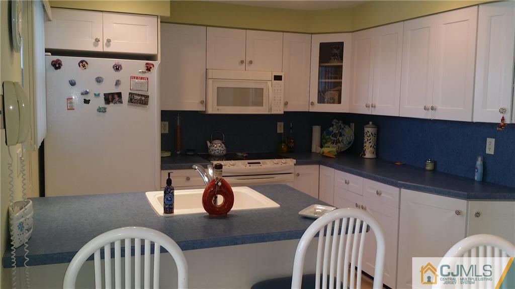 703 B Croydon Road Monroe Township, NJ 08831 - Photo 8 of 20 Gallery Image 8
