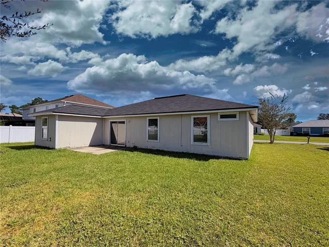 $1,850 | 18 Roxbury Lane, Palm Coast, FL 32164