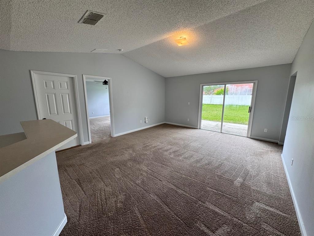 18 Roxbury Lane Palm Coast, FL 32164 - Photo 5 of 13