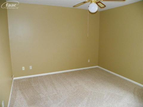 5296 Belsay Road Grand Blanc, MI 48439 - Photo 7 of 12 20201581-6.JPG