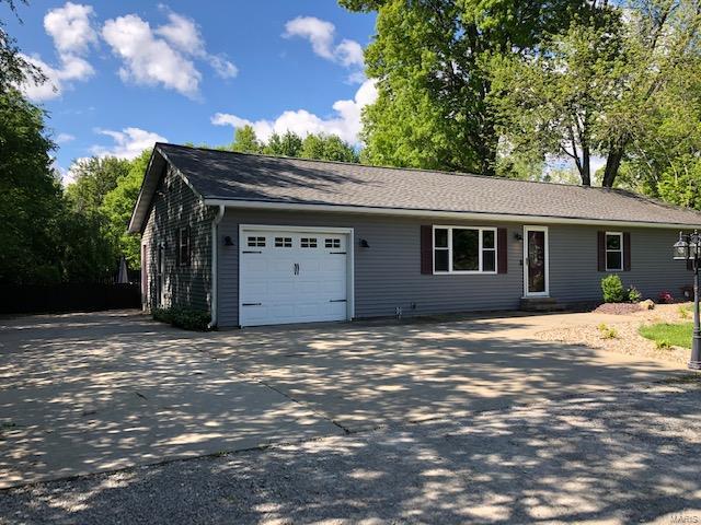 13834 St Rose Road Highland, IL 62249 - Photo 13 of 14