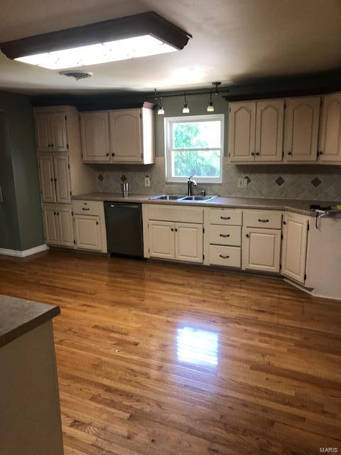 13834 St Rose Road Highland, IL 62249 - Photo 3 of 14