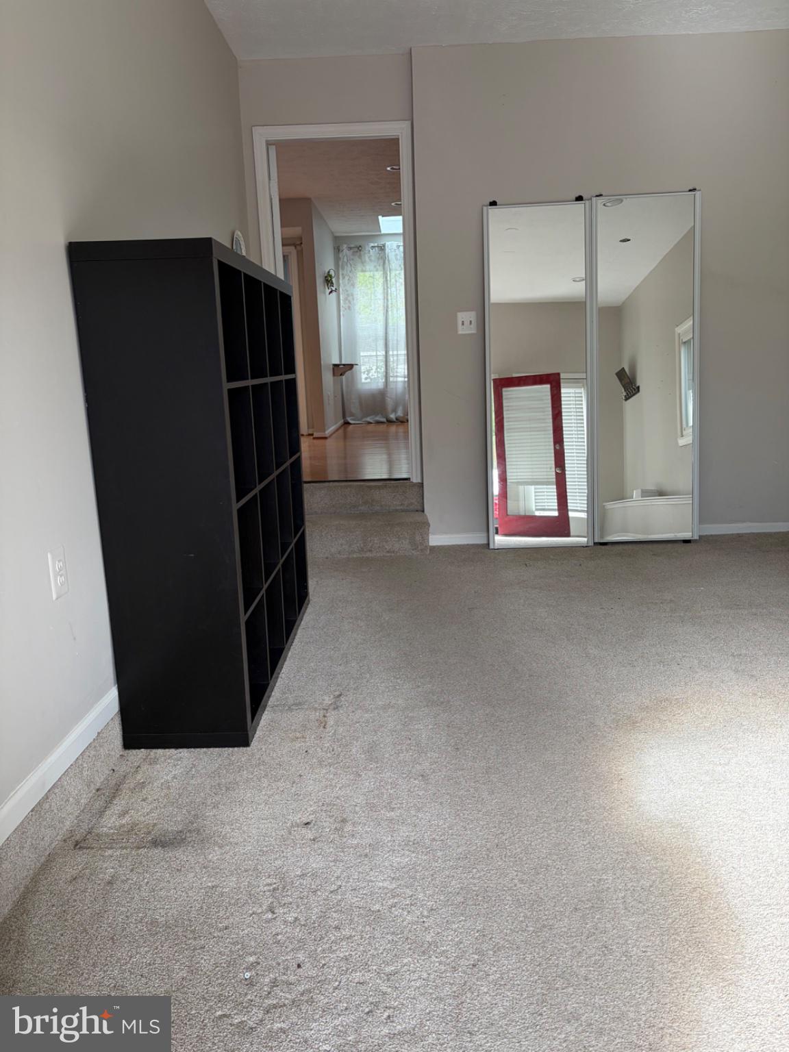2117 Cross Trails Road Baltimore, MD 21244 - Photo 14 of 30 Spacious room with natural light.