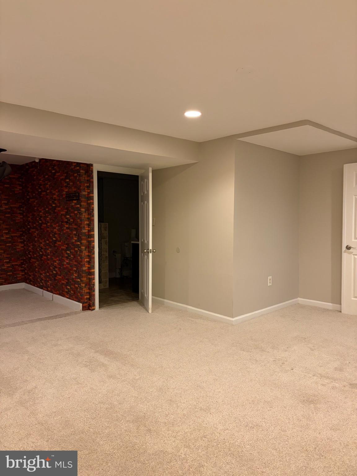 2117 Cross Trails Road Baltimore, MD 21244 - Photo 26 of 30 Versatile space with modern charm.