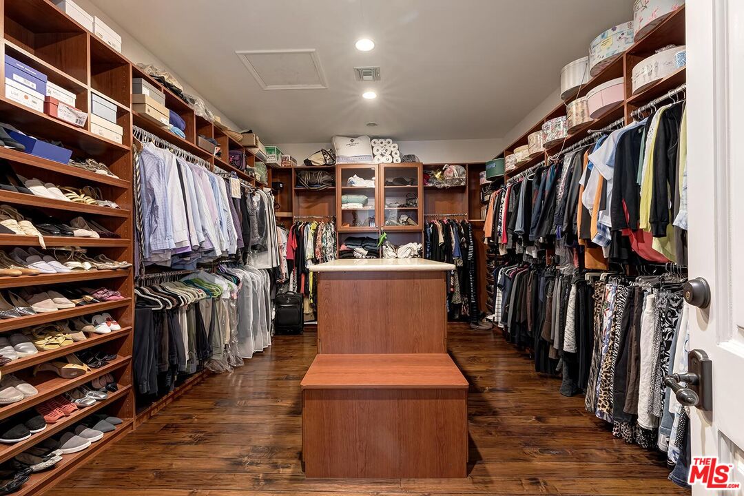 9355 Kirkside Road Los Angeles, CA 90035 - Photo 18 of 29