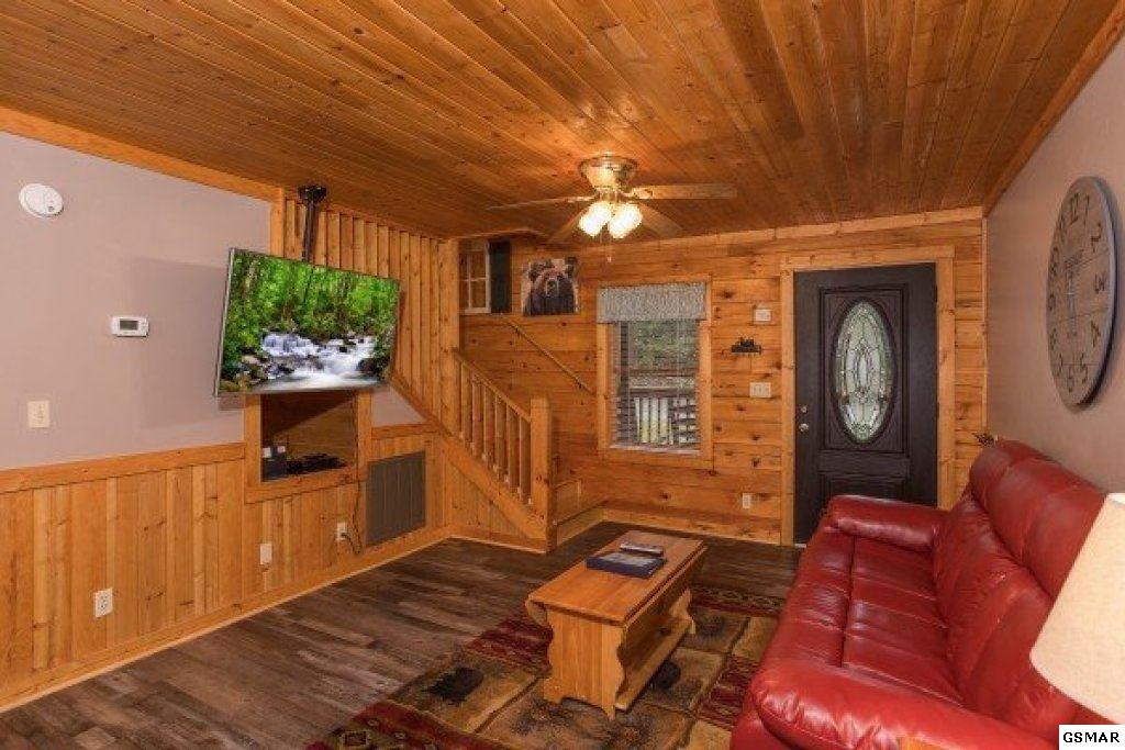 704 Grey Hawk Way Pigeon Forge, TN 37863 - Photo 6 of 29