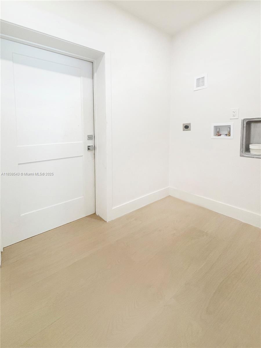 Normandy Isle Miami Beach, FL 33141 - Photo 36 of 43