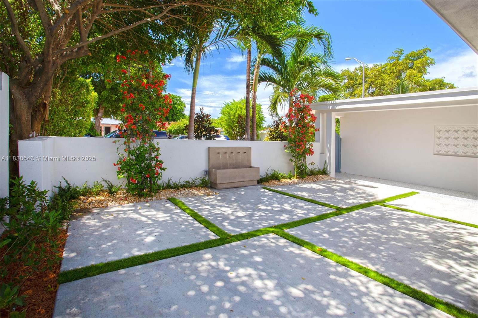 Normandy Isle Miami Beach, FL 33141 - Photo 6 of 43