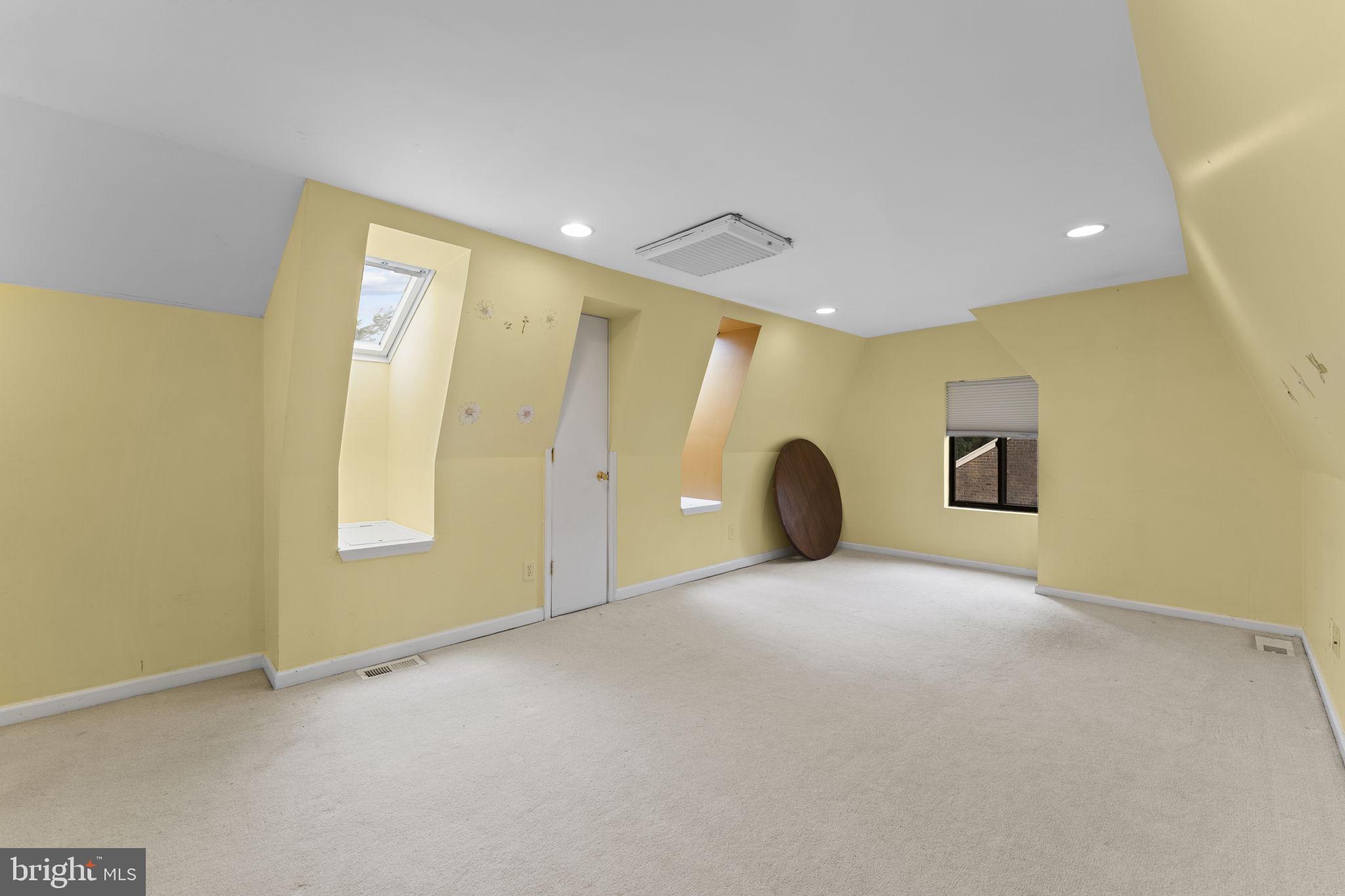 10 Elan Lane Chesterbrook, PA 19087 - Photo 30 of 39 Third Floor Loft with skylights and real window