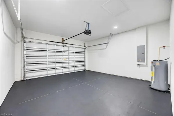 $1,990 | 1132 Cumming Street East, Lehigh Acres, FL 33974