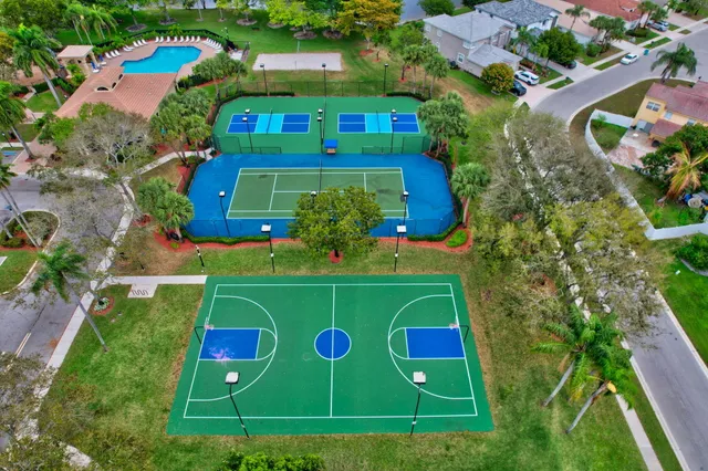 $3,700 | 3527 Stratton Lane, Boynton Beach, FL 33436