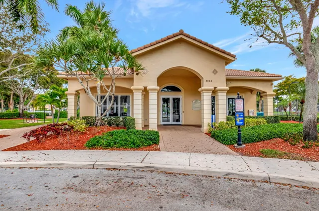 $3,700 | 3527 Stratton Lane, Boynton Beach, FL 33436