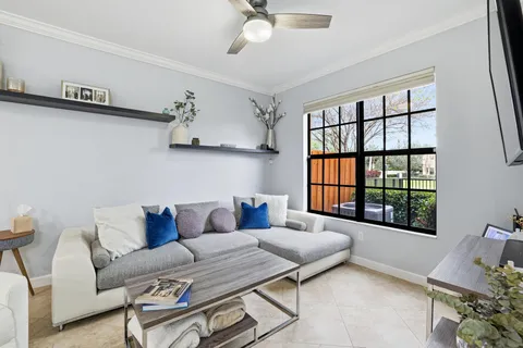 $500,000 | 10457 Wellington Parc Drive, Wellington, FL 33449