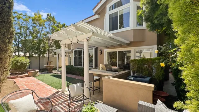 $835,000 | 45422 Camino Monzon, Temecula, CA 92592