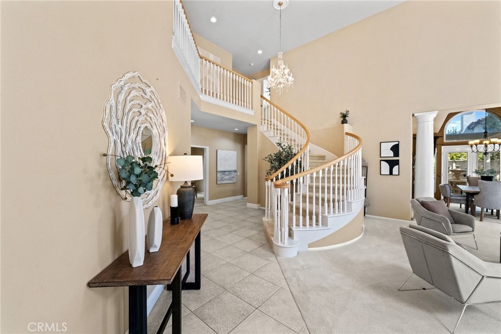 45422 Camino Monzon Temecula, CA 92592 - Photo 5 of 47