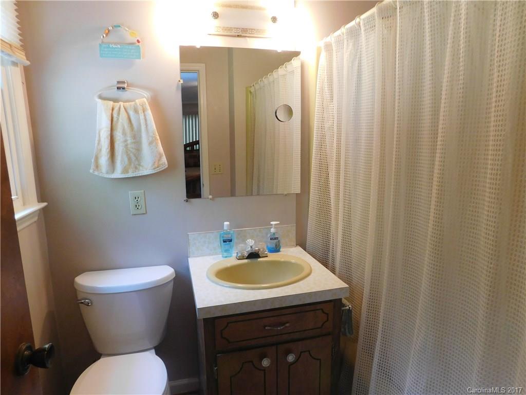 506 Hestertown Road Lincolnton, NC 28092 - Photo 12 of 24 Gallery Image 12