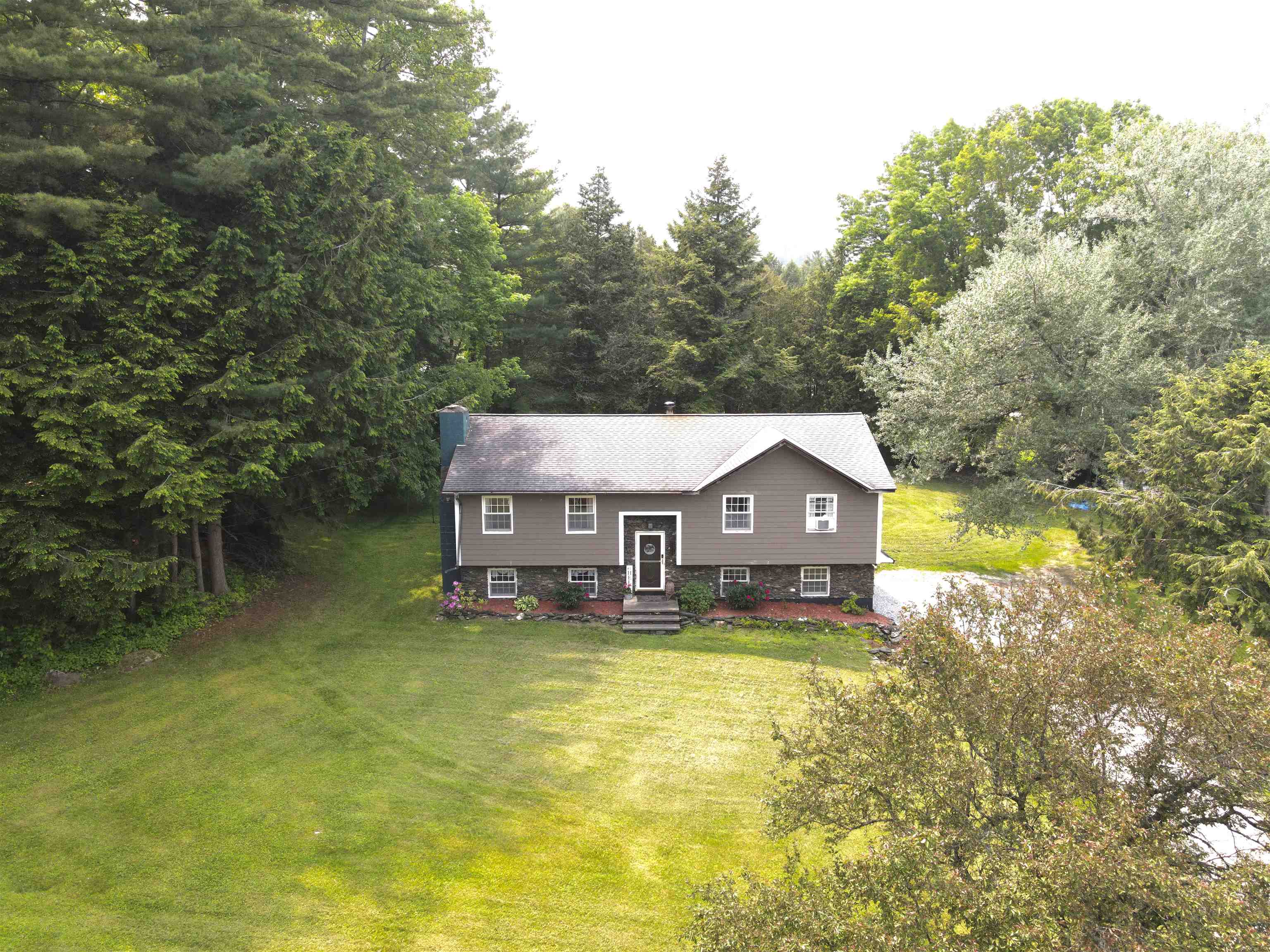 232 Meadow Lane West Rutland, VT 05777 - Photo 1 of 30 Gallery Image 1