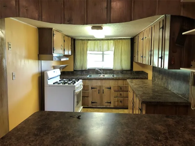 $2,200 | 18257 Farm To Market Road 1173, Decatur, TX 76234