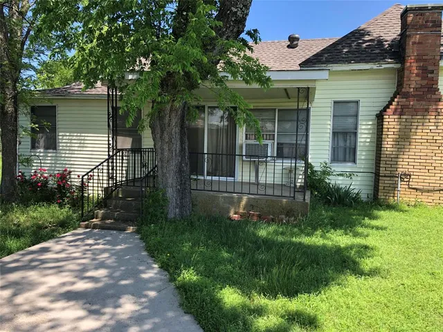 $2,200 | 18257 Farm To Market Road 1173, Decatur, TX 76234