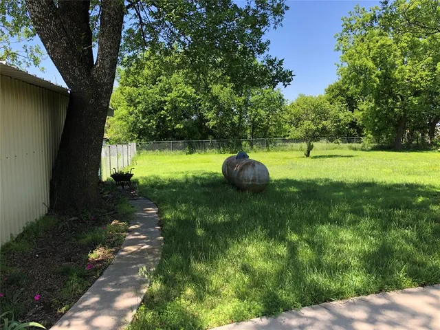 $2,200 | 18257 Farm To Market Road 1173, Decatur, TX 76234