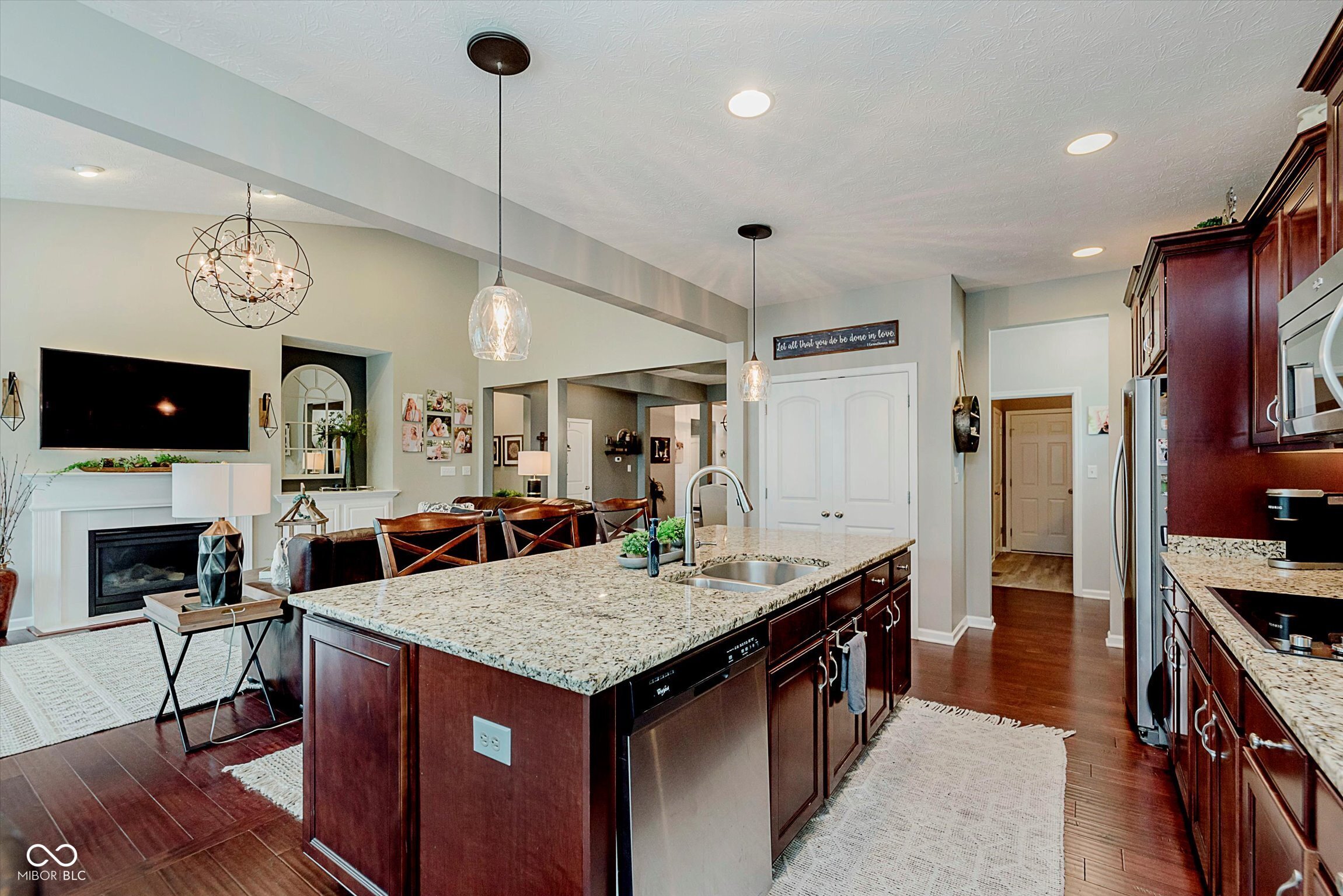 6232 Strathaven Road Noblesville, IN 46062 - Photo 9 of 36 Gallery Image 9
