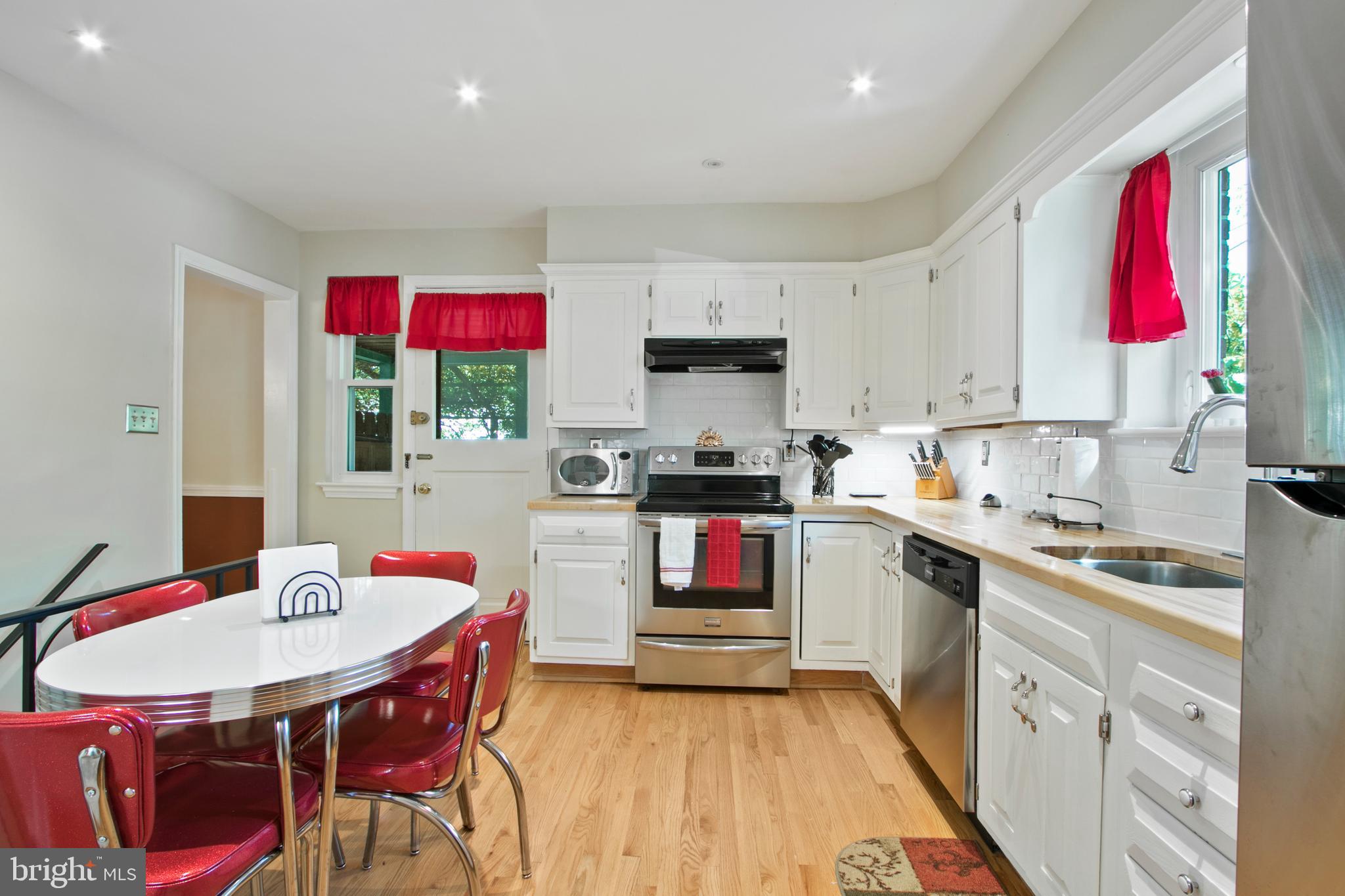 1207 Ballard Street Silver Spring, MD 20910 - Photo 14 of 66 Gallery Image 14