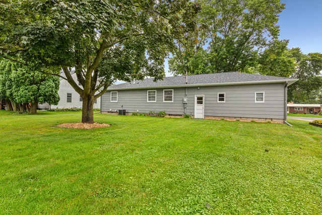 $215,000 | 512 7th Street, Gaylord, MN 55334