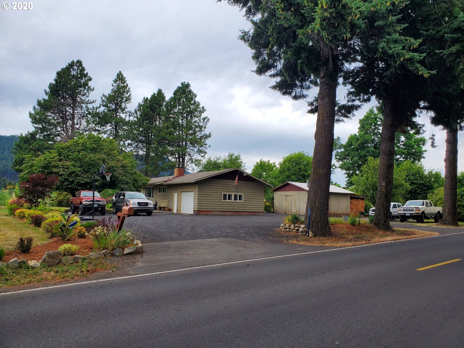 401 Smith Beckon Road Carson, WA 98610 - Photo 18 of 32 Driveway