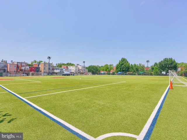 a view of a tennis court