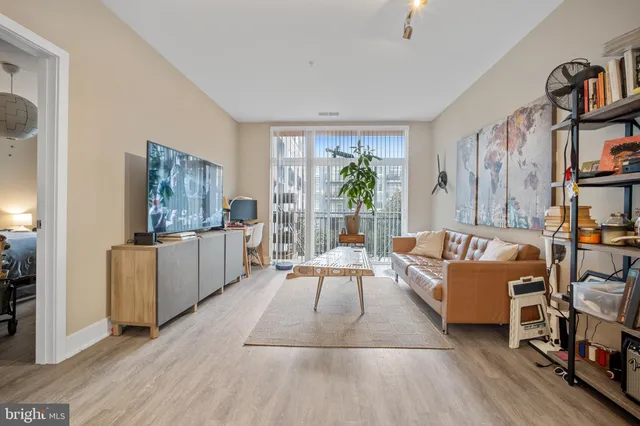 $365,000 | 145 Riverhaven Drive, Unit 312, Oxon Hill, MD 20745