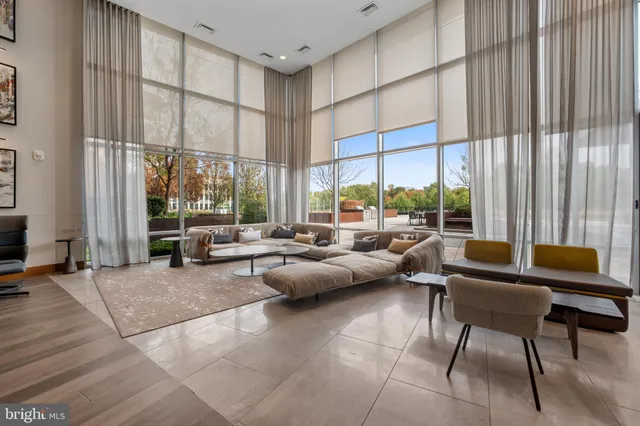 $365,000 | 145 Riverhaven Drive, Unit 312, Oxon Hill, MD 20745