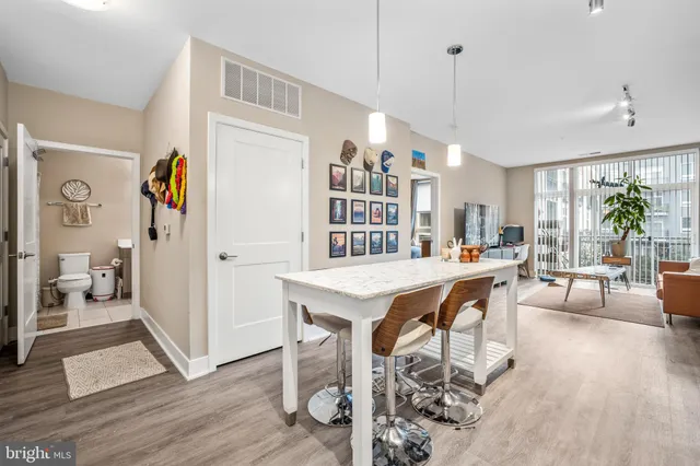 $365,000 | 145 Riverhaven Drive, Unit 312, Oxon Hill, MD 20745